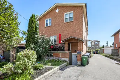 121 Melrose Street 3, Toronto, On M8y 1b4