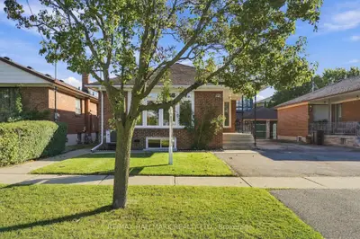 29 Willowbrook Road, Toronto, On M8z 4a8