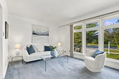 29 Willowbrook Road, Toronto, On M8z 4a8