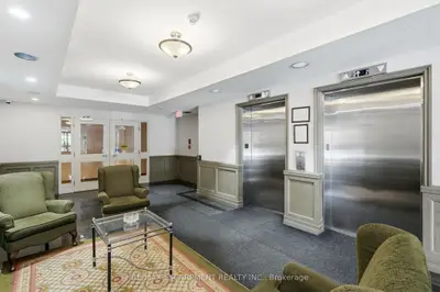 2199 Sixth Line 208, Oakville, On L6h 5v3