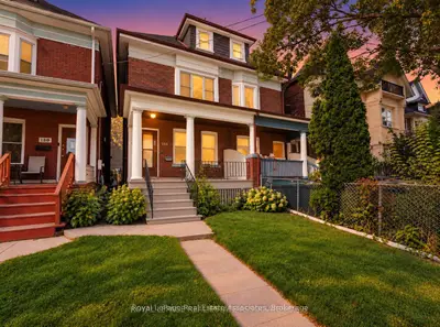 132 Close Avenue, Toronto, On M6k 2v5