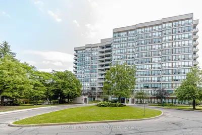 12 Laurelcrest Street 804, Brampton, On L6s 5y4