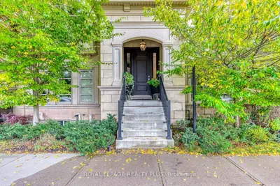 221 Hanover Street, Oakville, On L6k 0g9