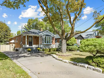 10 Yarn Road, Toronto, On M9b 1h5
