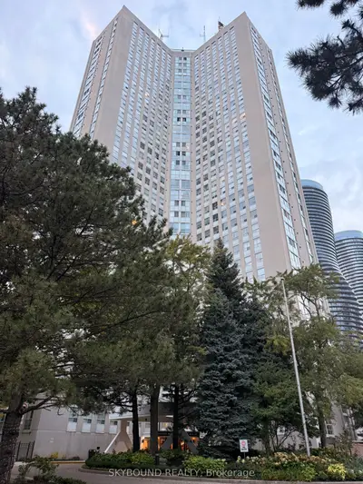 3650 Kaneff Crescent 3106, Mississauga, On L5a 4a1