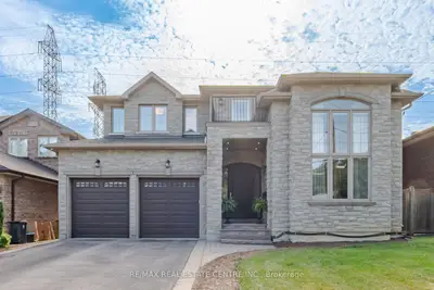 60 Jopling Avenue N, Toronto, On M9b 4g2