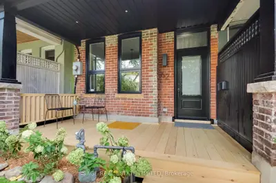 62 Elm Grove Avenue, Toronto, On M6k 2j3