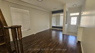 26 Borrelli Drive Main, Brampton, On L6y 5w9