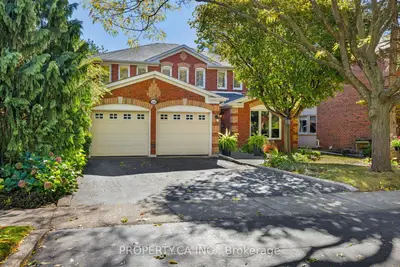 2124 Langtry Drive, Oakville, On L6m 2t2