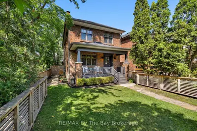 44 Rambert Crescent, Toronto, On M6s 1e6