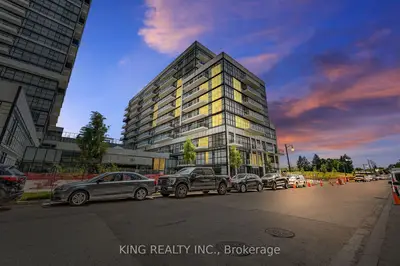 251 Manitoba Street 133, Toronto, On M8y 0c7