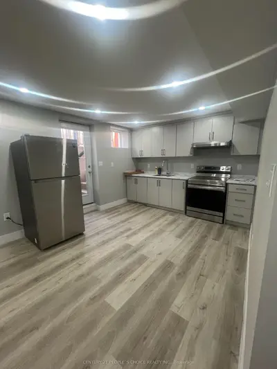 27 Callandar Road Lower, Brampton, On L7a 4t8