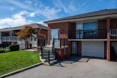 12 Paradelle Crescent, Toronto, On M3n 1e4
