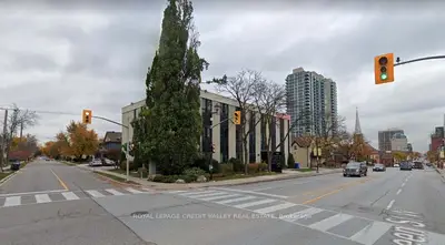 118 Queen Street W 204, Brampton, On L6v 1b1