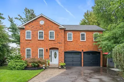 2760 Cathian Court, Mississauga, On L5l 2c7