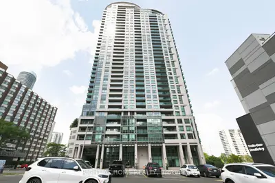 208 Enfield Place 2005, Mississauga, On L5b 0g8