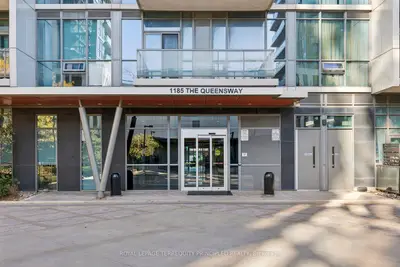1185 The Queensway 504, Toronto, On M8z 0c6