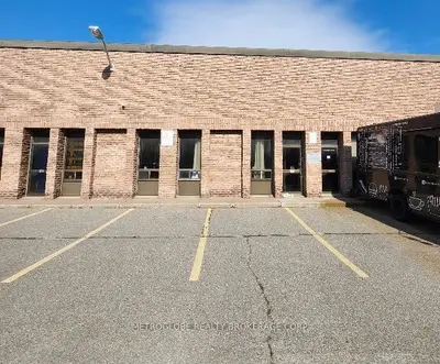 1070 Kamato Road 9, Mississauga, On L4w 2p3
