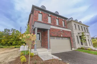 6738 Longview Place, Mississauga, On L5w 0j1