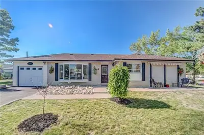 20 Dorward Drive, Toronto, On M9v 2j6