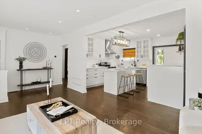 667 Wickens Avenue, Burlington, On L7t 3t1