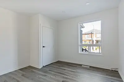 1333 Dupont Street Main + Basement, Toronto, On M6h 2a8