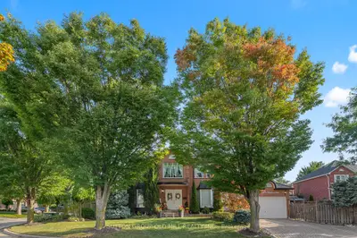 152 Glenn Hawthorne Boulevard, Mississauga, On L5r 2k6