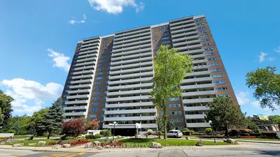 270 Scarlett Road 1504, Toronto, On M6n 4x5