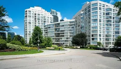 2261 Lake Shore Boulevard W Nph7, Toronto, On M8v 3x1