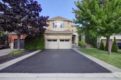 2329 Glenfield Road, Oakville, On L6m 3v1