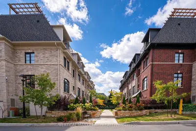 40 Lunar Crescent 72, Mississauga, On L5m 2r5