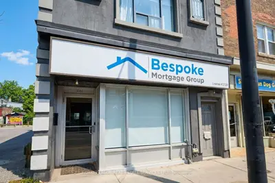 3352 Dundas Street W Main, Toronto, On M6p 2a4