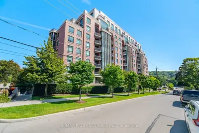 30 Old Mill Road 512, Toronto, On M8x 0a5