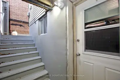 10 Armstrong Street, Toronto, On M6h 1v8
