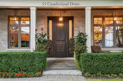 53 Cumberland Drive, Mississauga, On L5g 3n1