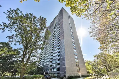 3100 Kirwin Avenue 301, Mississauga, On L5a 3s6