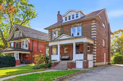 272 Roncesvalles Avenue, Toronto, On M6r 2m2
