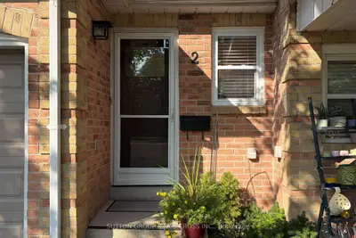 2575 Parmeer Drive 2, Mississauga, On L5c 2y3