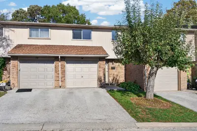1556 Lancaster Drive 74, Oakville, On L6h 2z4