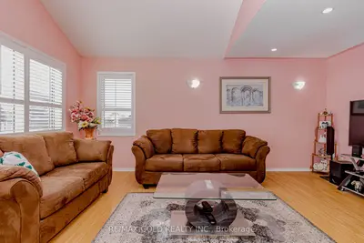 153 Cordgrass Crescent, Brampton, On L6r 2a1