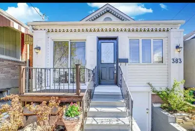 383 Silverthorn Avenue, Toronto, On M6m 3h1