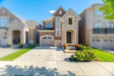 144 Cherryhurst Road, Oakville, On L6m 0w1
