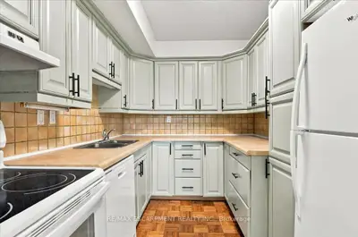 1300 MARLBOROUGH Court 322, Oakville, ON L6H 2S2