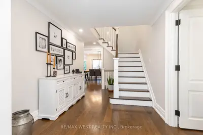 49 Winterton Drive, Toronto, On M9b 3g8