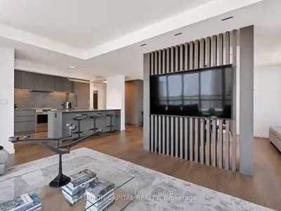 3985 Grand Park Drive 2706, Mississauga, On L5b 0h8