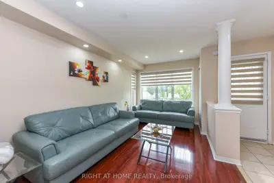 5986 Long Valley Road, Mississauga, On L5m 6k4