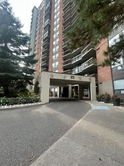 20 Mississauga Valley Boulevard 1801, Mississauga, On L5a 3s1