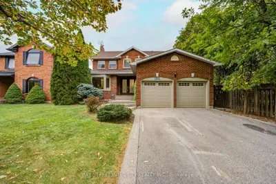 1341 Old English Lane, Oakville, On L6m 2p9