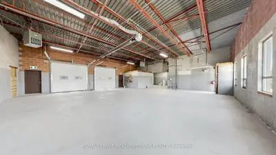 305 Armstrong Avenue 3b4, Halton Hills, On L7g 4x6