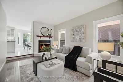 8 Gardenia Way, Caledon, On L7c 1b2